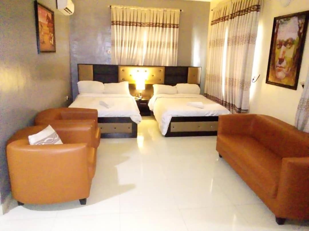 Primal Aparthotel Ikoyi Lagos Buitenkant foto