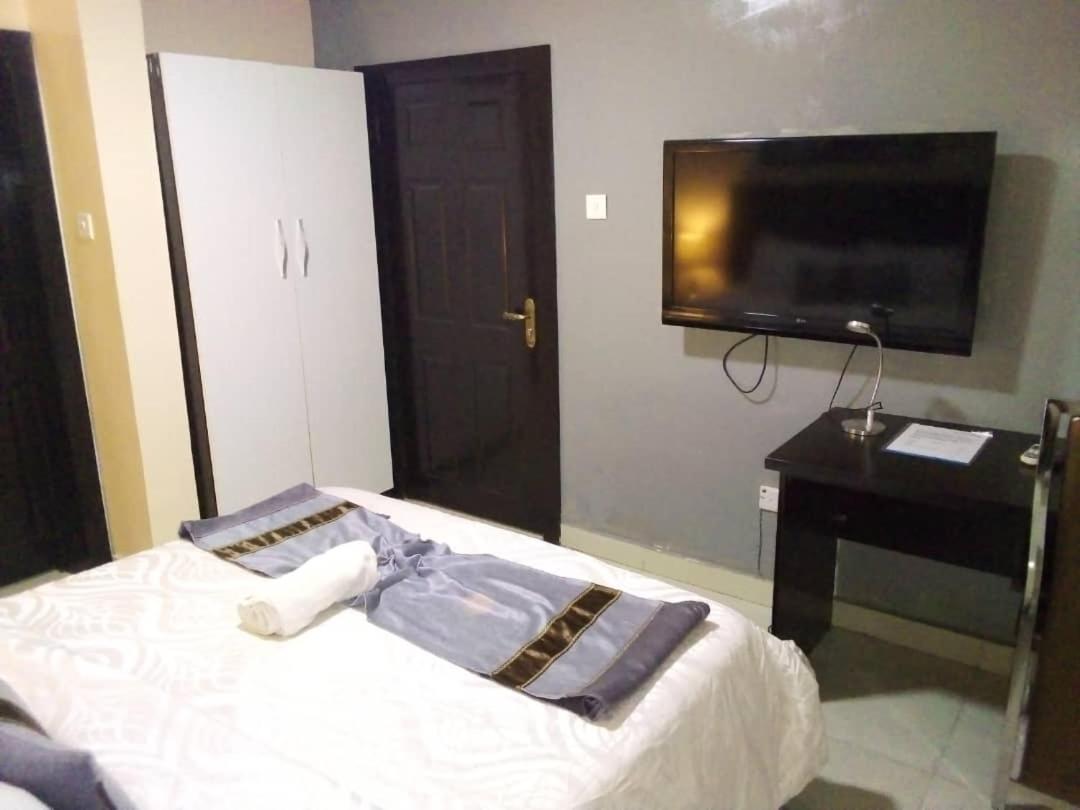 Primal Aparthotel Ikoyi Lagos Buitenkant foto