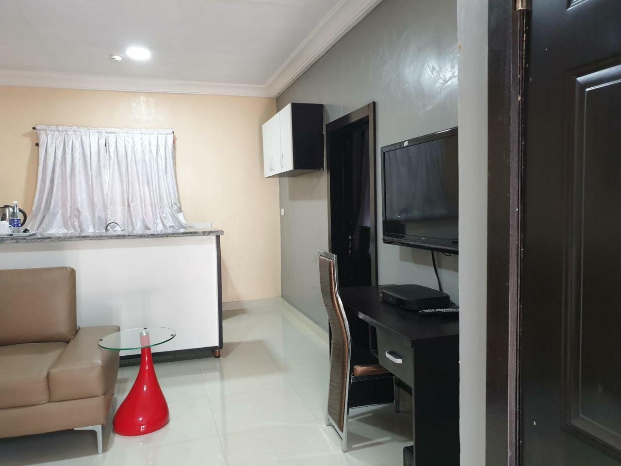 Primal Aparthotel Ikoyi Lagos Buitenkant foto