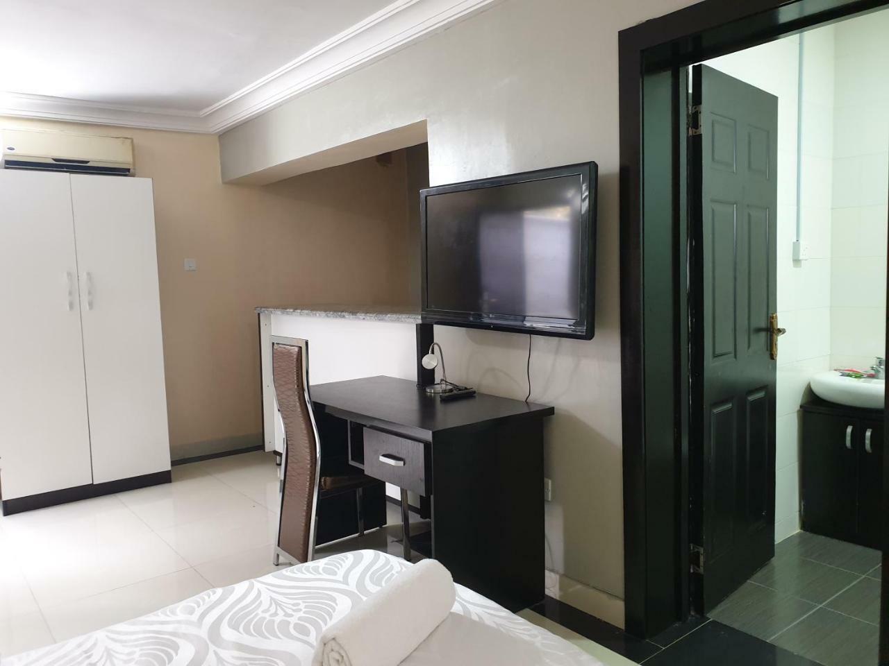 Primal Aparthotel Ikoyi Lagos Buitenkant foto