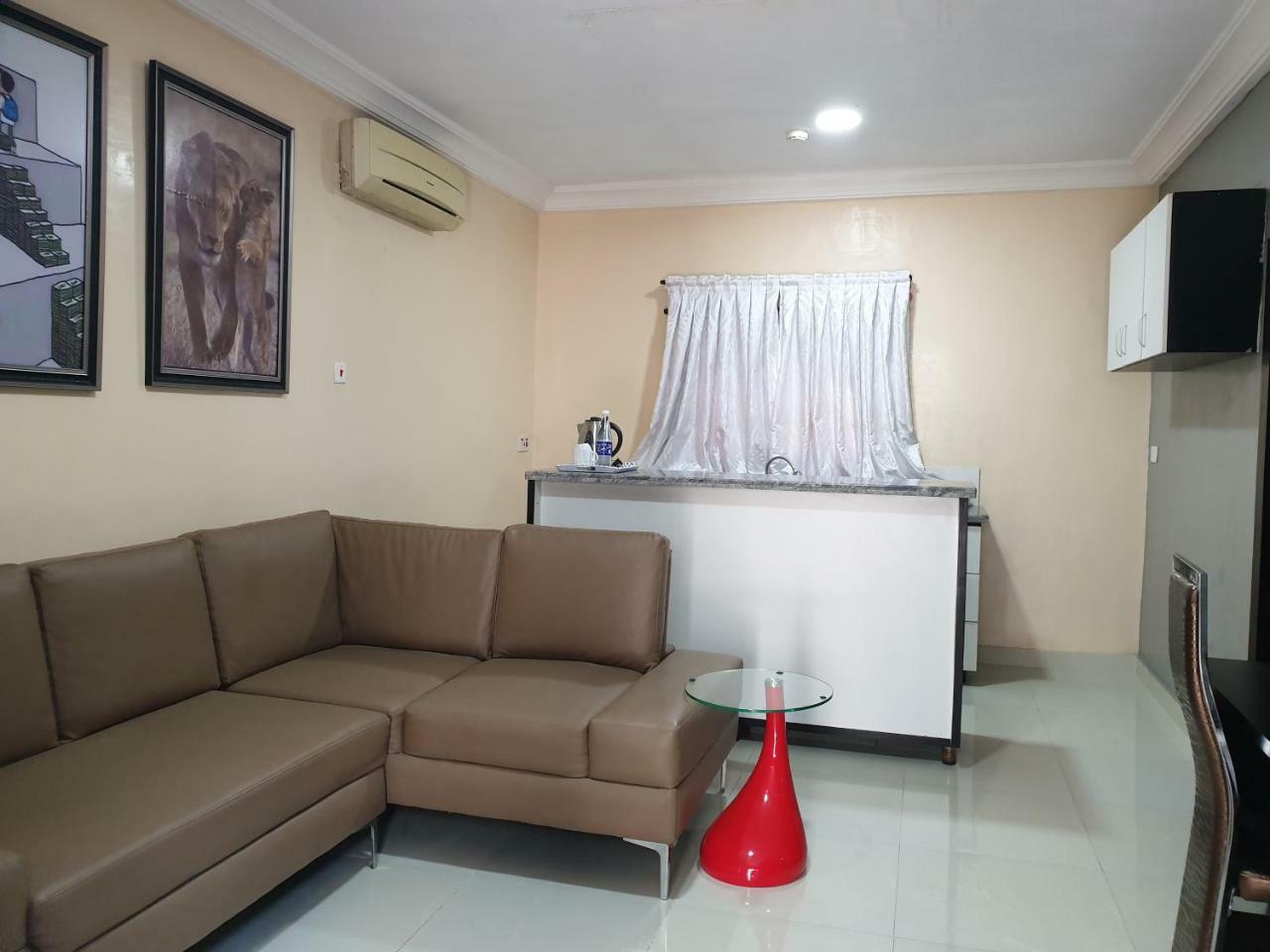 Primal Aparthotel Ikoyi Lagos Buitenkant foto