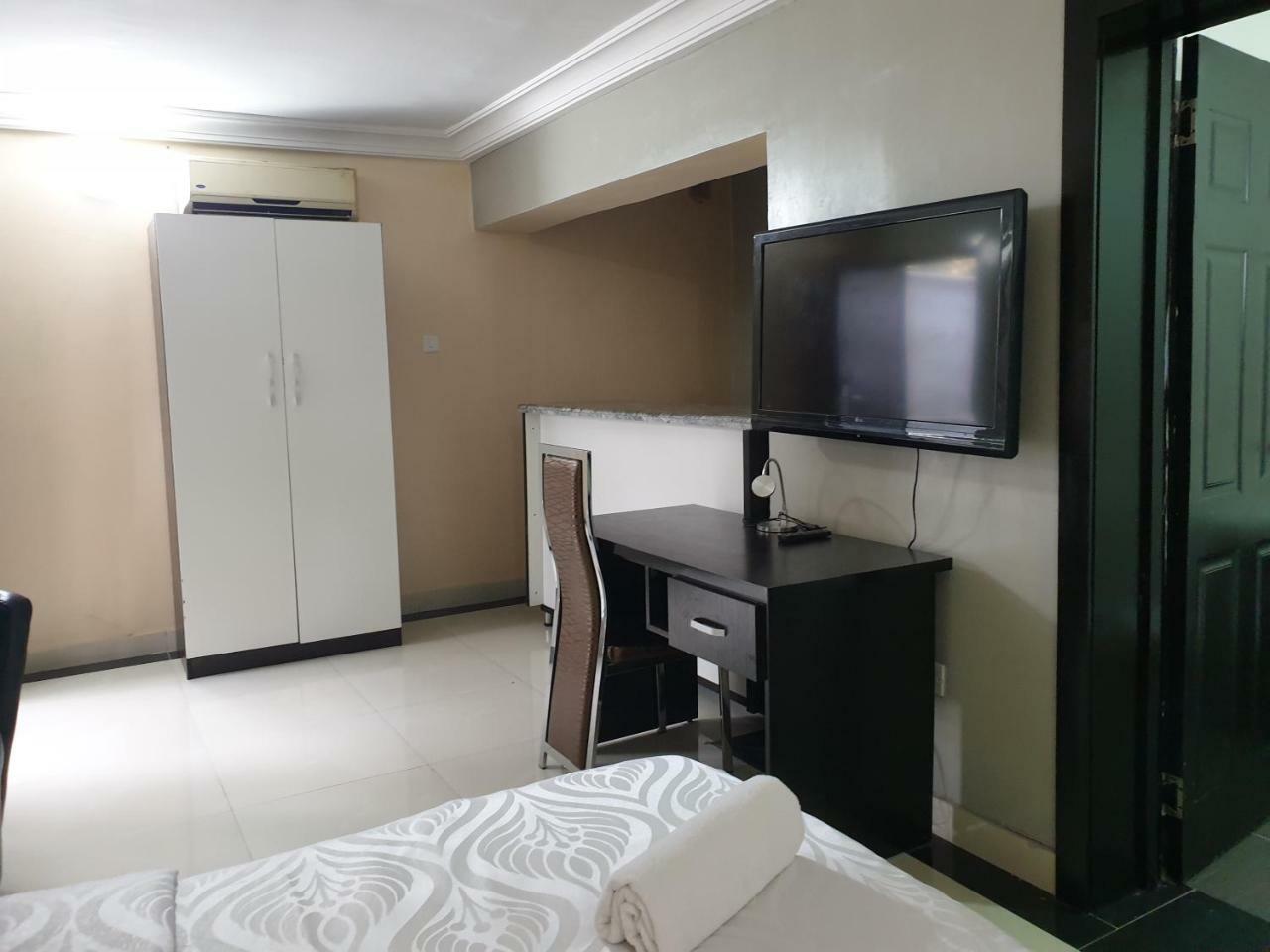 Primal Aparthotel Ikoyi Lagos Buitenkant foto